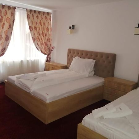 Pensiunea Rosenau Rasnov Exterior foto
